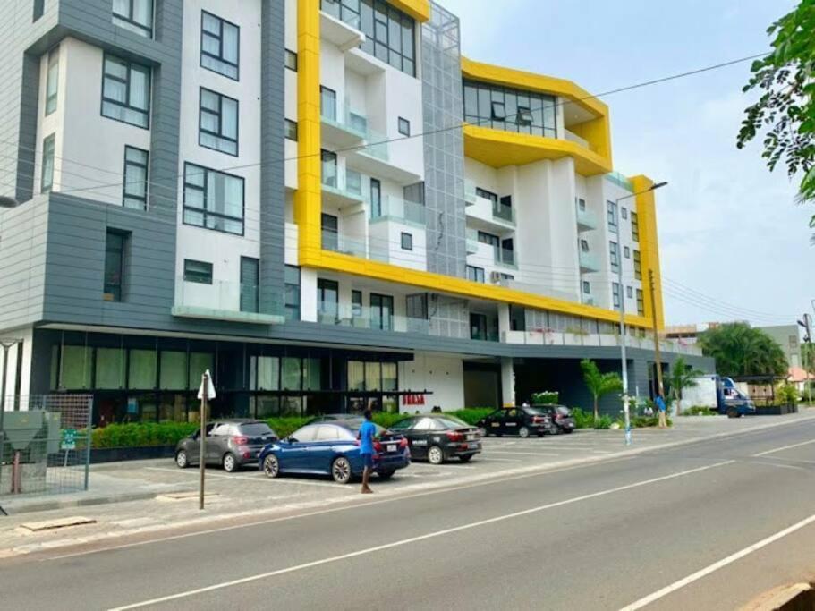 Luxury Labone Edge 2-Bedroom Apartment In Accra - Fivehills Homes Kültér fotó